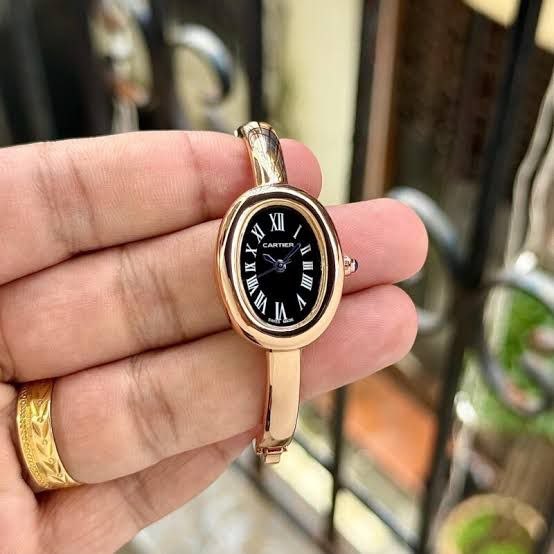 Cartier Baignoire Gold black