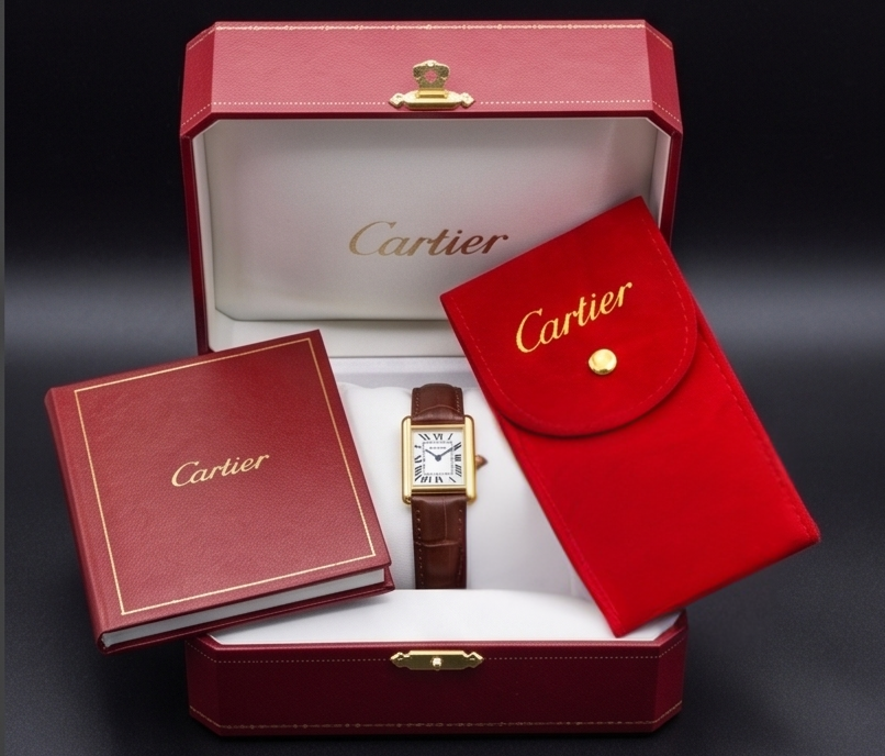 Cartier tank louis en or jaune