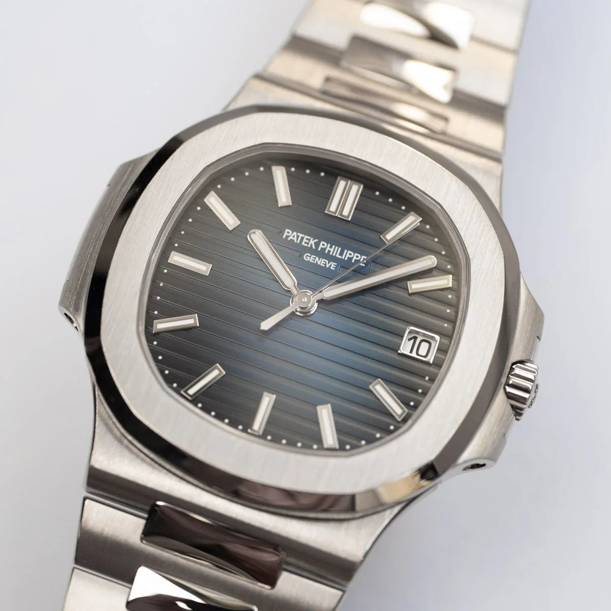 Patek Philippe Nautilus bleu 5811/1G