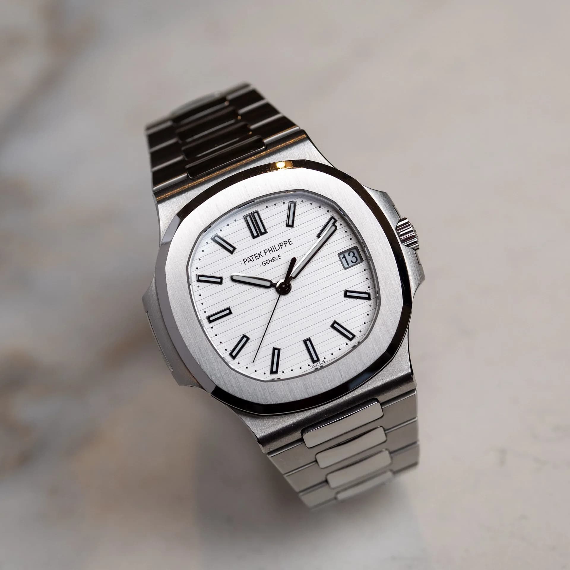 Patek Philippe 5711/1A-011 Blanc