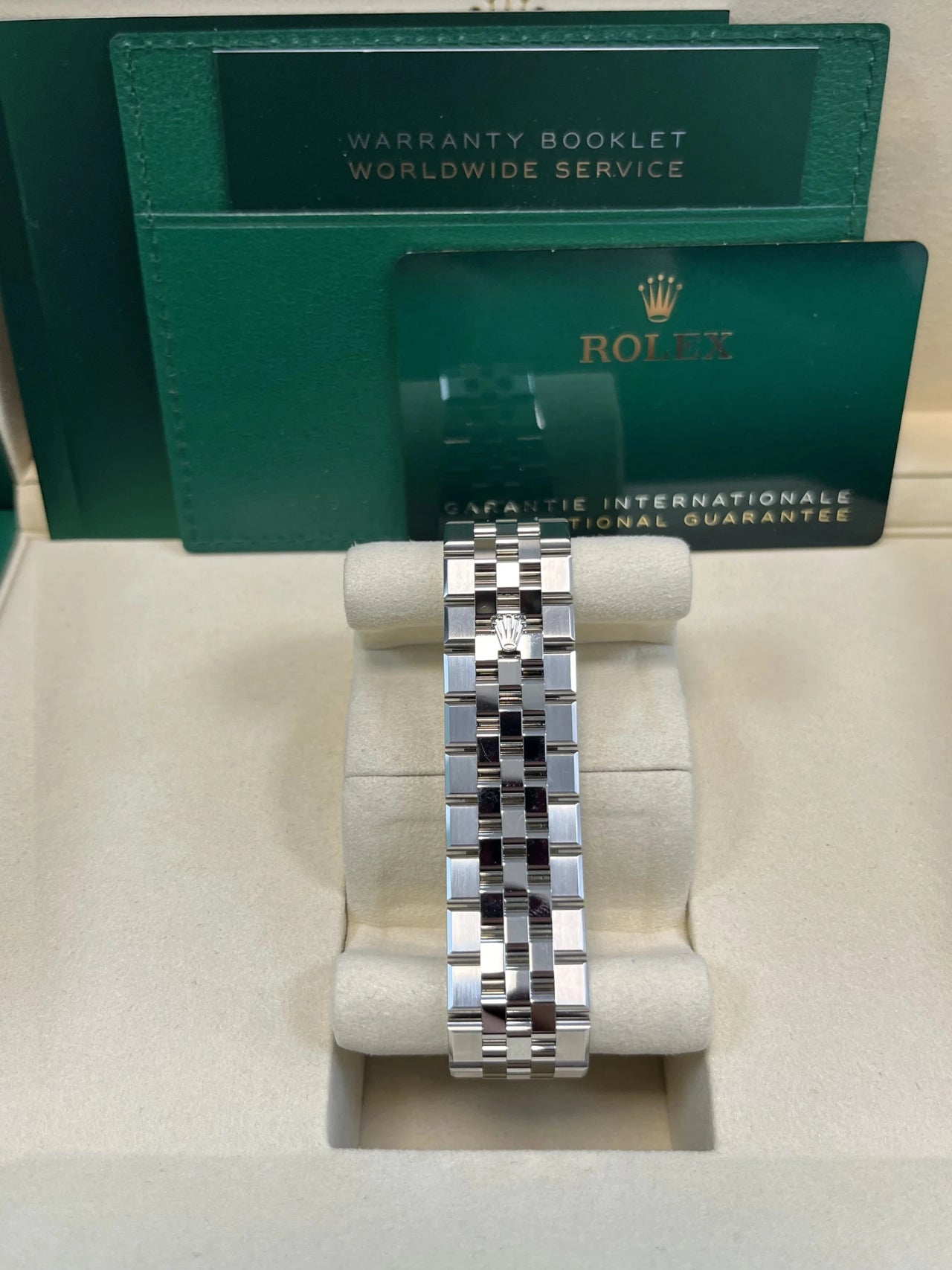 Rolex Land-Dweller white