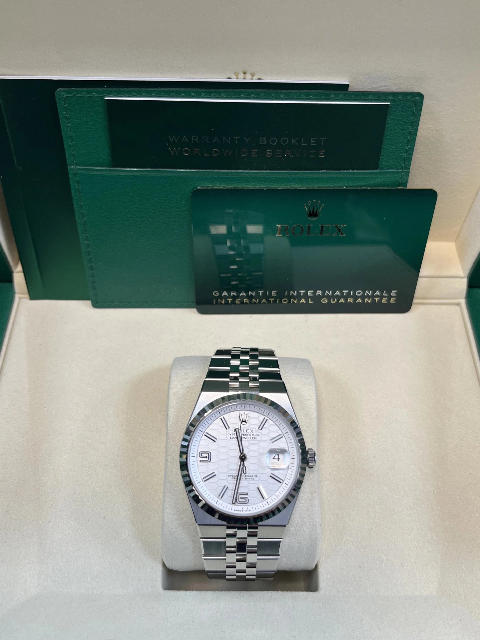 Rolex Land-Dweller white