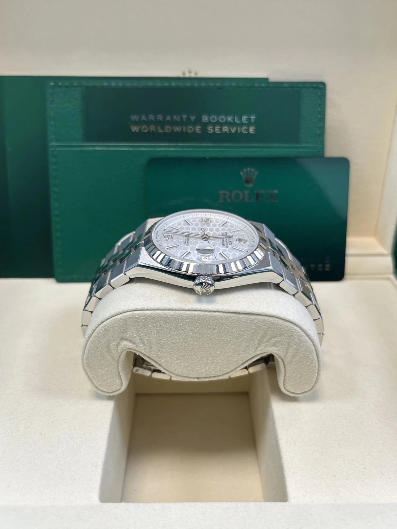 Rolex Land-Dweller white