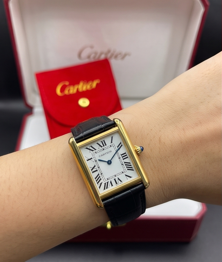 Cartier tank louis en or black
